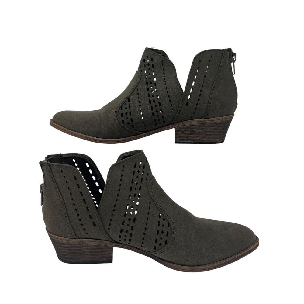 Steve Madden Boots Womens 6.5M Green Sabra Ankle Bootie Faux Suede Western Style